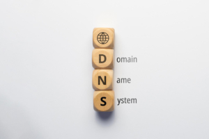 Come verificare la proprietà del dominio tramite il record DNS